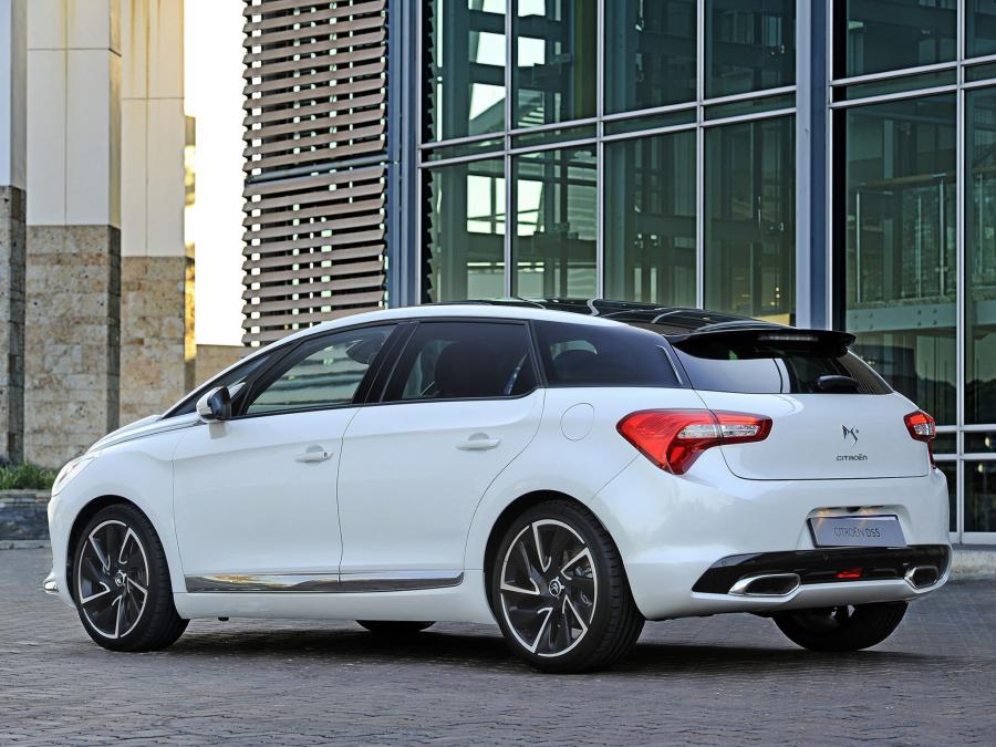  Citroen DS5 2012 года  (ZA) (фото 26 из 26)